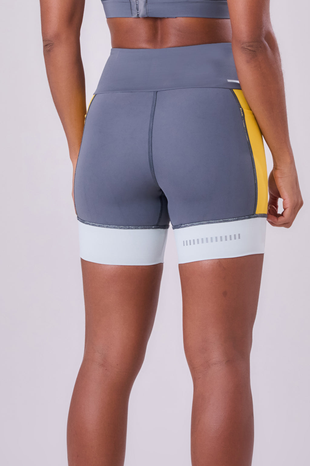 BERMUDA SPRINT 3 BOLSOS 15CM FEM